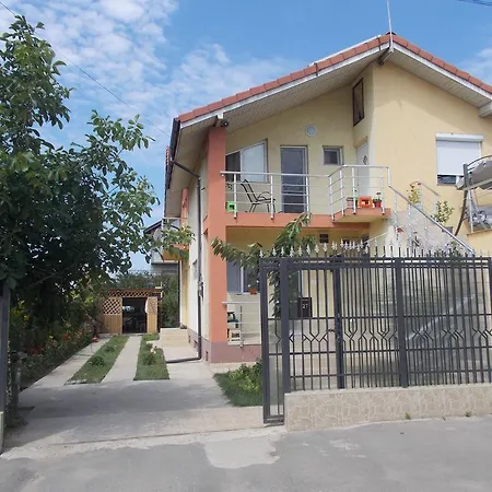 Vila Rapsodiei Constanta