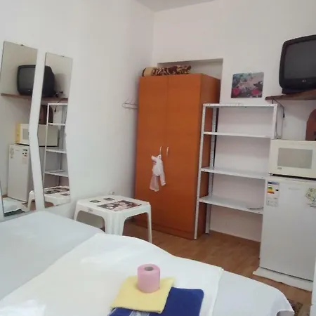 Vila Rapsodiei Guest house *